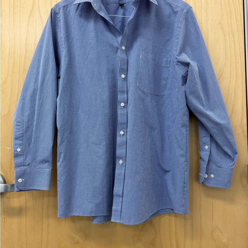 Arrow Men's Micro-Pattern Long-Sleeve Dress Shirt in Blue